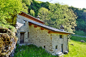 tetto baite di montagna